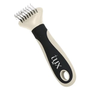 tux-grooming-dog_dematting-tool